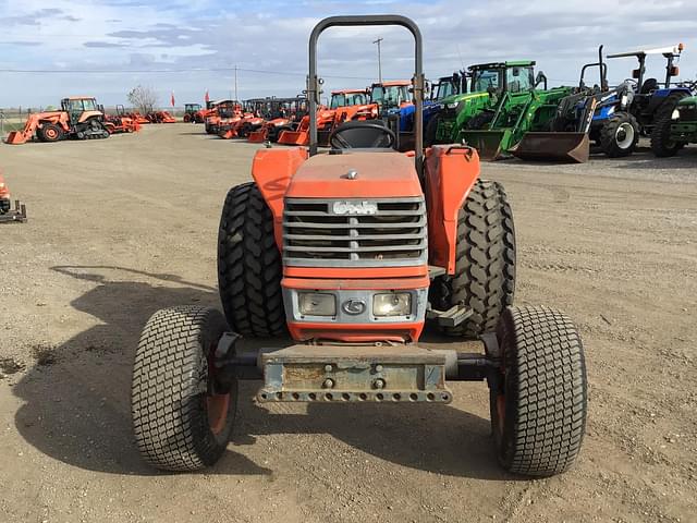 Image of Kubota M4900 equipment image 4