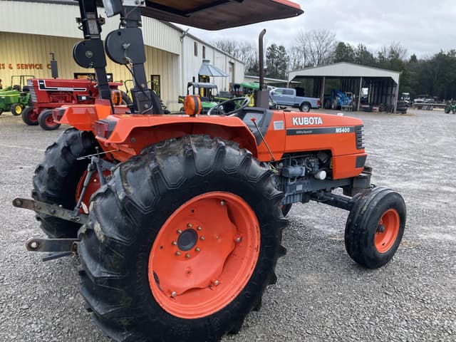 Image of Kubota M5400 equipment image 4