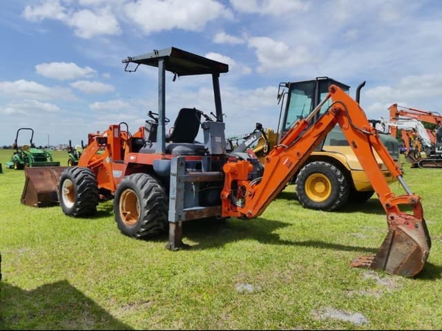 Image of Kubota R520 equipment image 3