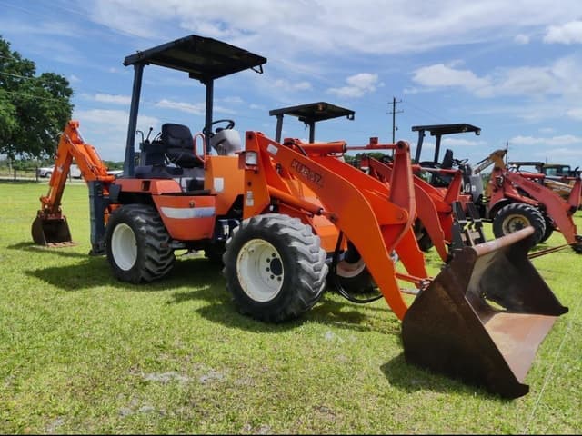 Image of Kubota R520 equipment image 1