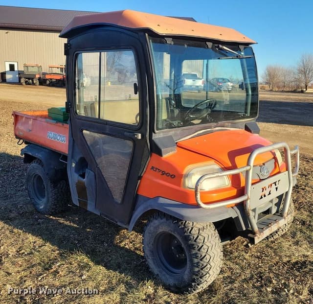Image of Kubota RTV900 equipment image 2