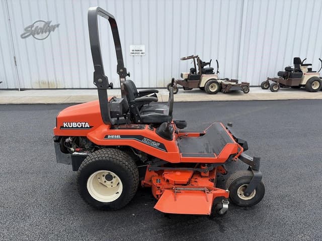 Image of Kubota ZD25 equipment image 1