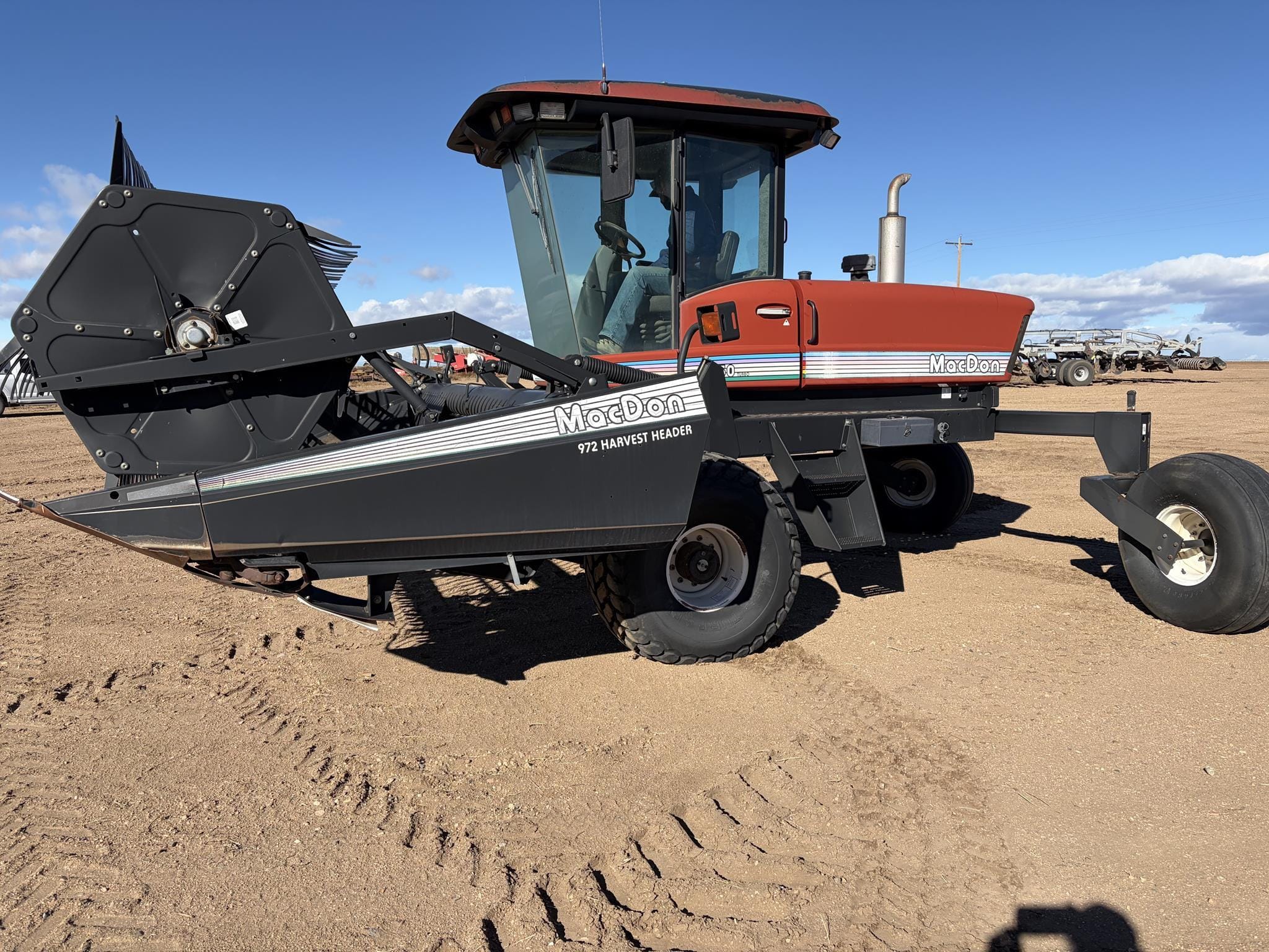 2001 MacDon 9350 Equipment Image0