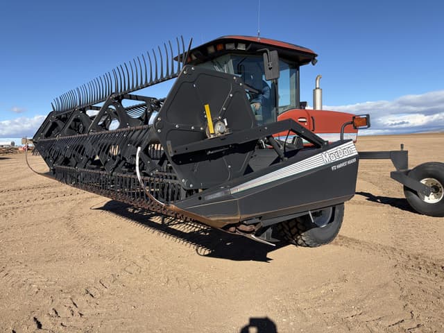 Image of MacDon 9350 equipment image 1