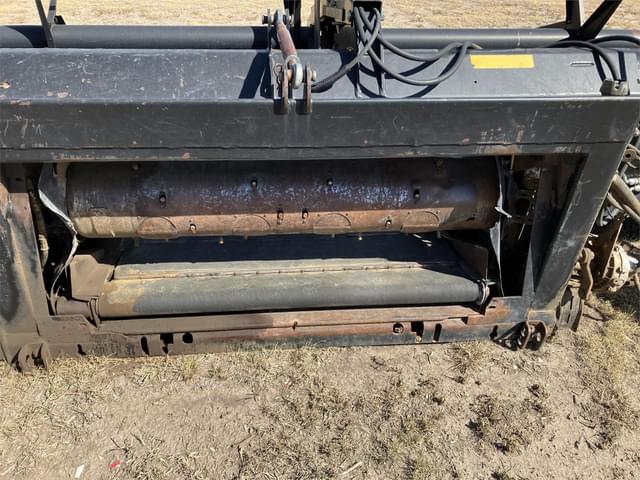 Image of MacDon 962 equipment image 3