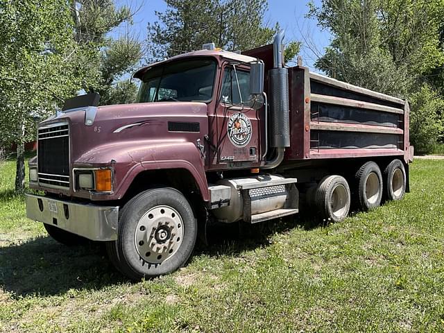 Image of Mack CH613 equipment image 2