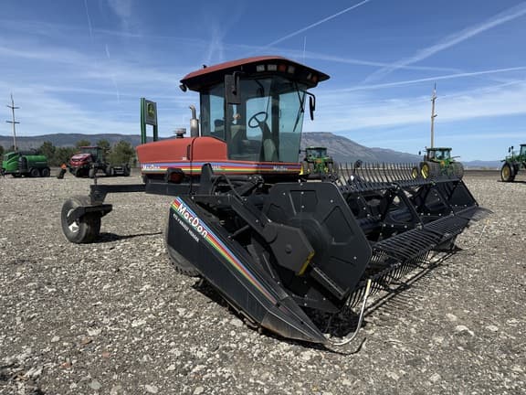 Image of MacDon 9350 equipment image 2