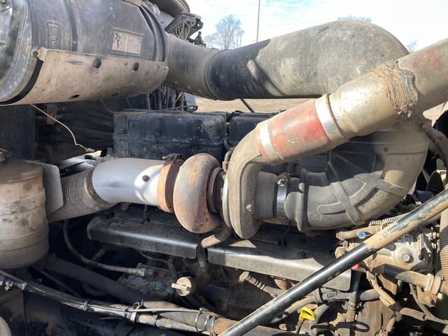 Image of Mack CL713 equipment image 3