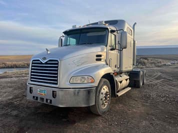 Main image Mack CX600