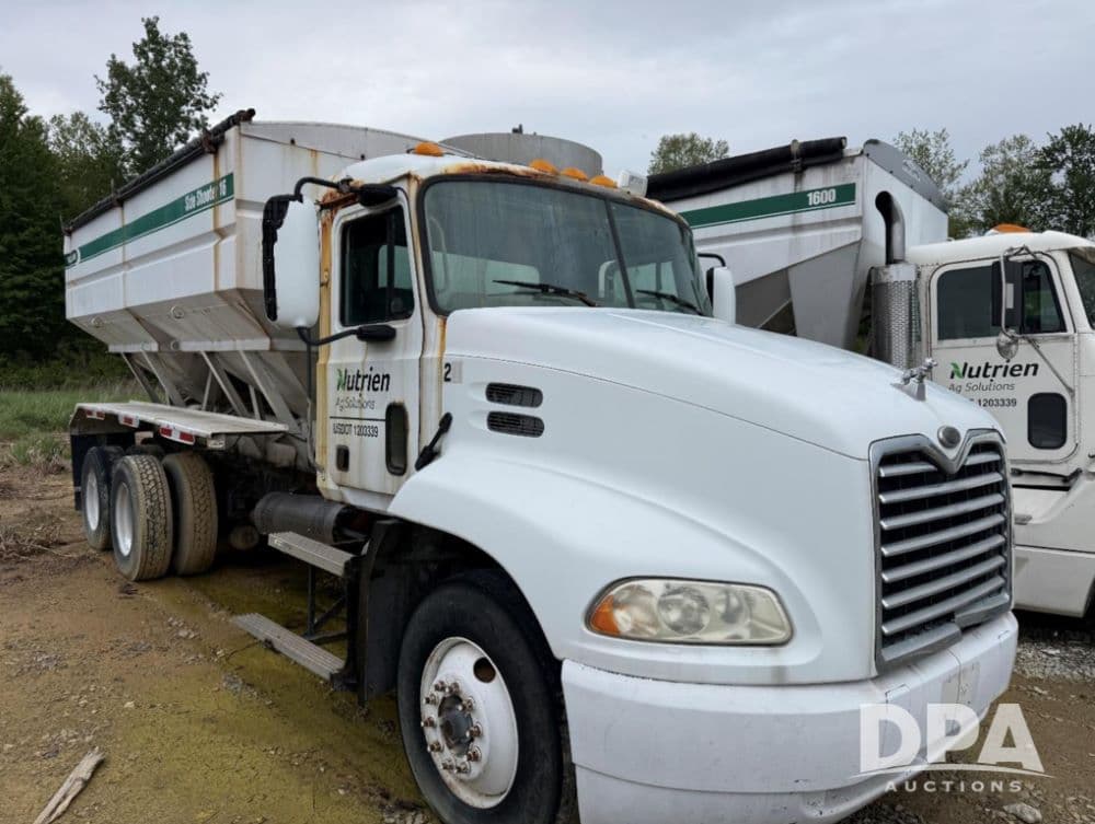 Image of Mack CX613 Primary image