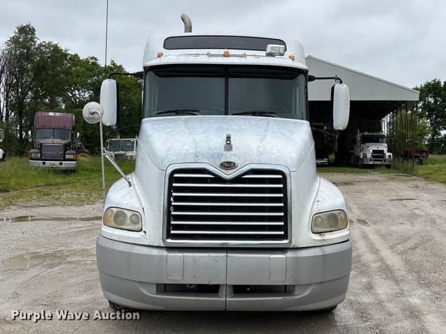Image of Mack CX613 equipment image 1