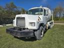 2001 Mack DM690S Image