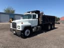 2001 Mack RD688S Image