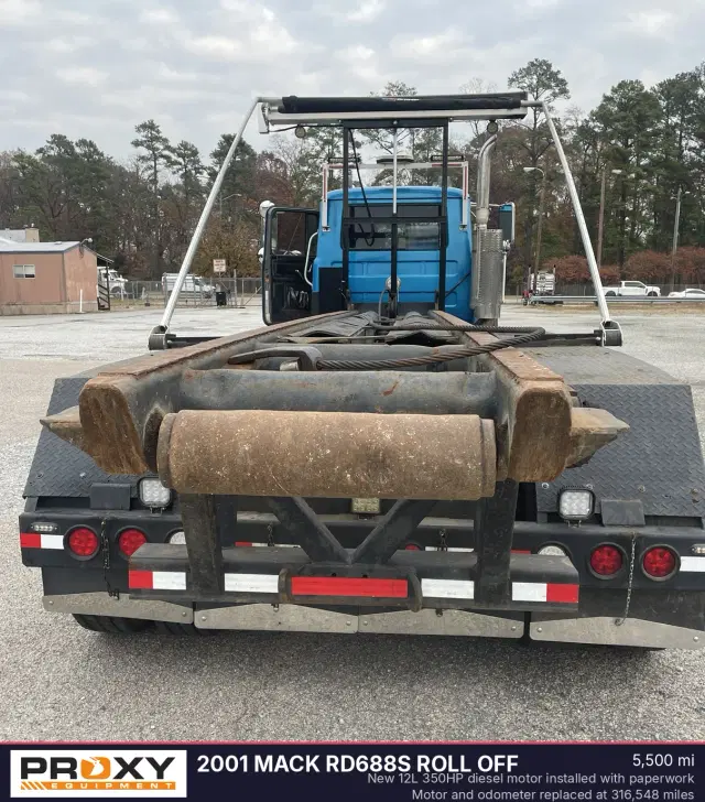 Image of Mack RD688S equipment image 3