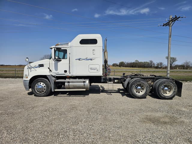 Image of Mack Vision CX613 equipment image 1