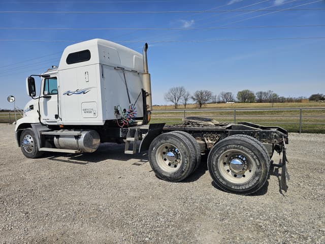 Image of Mack Vision CX613 equipment image 2