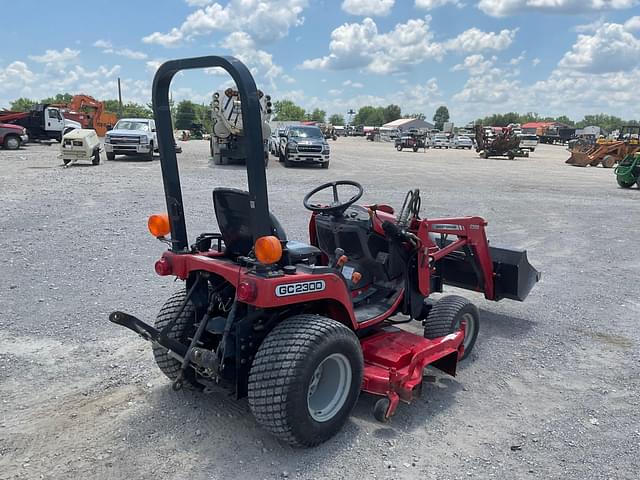 Image of Massey Ferguson GC2300 equipment image 4