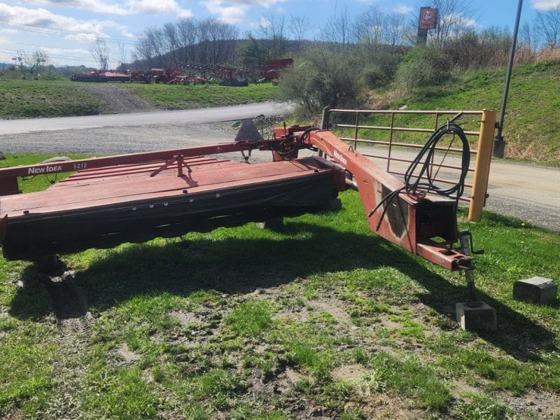 2001 New Idea 5212 Image