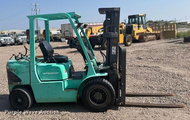 Image of Mitsubishi FG30K equipment image 3