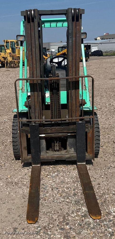 Image of Mitsubishi FG30K equipment image 1