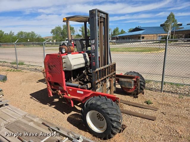 Image of Moffett M5000 equipment image 3