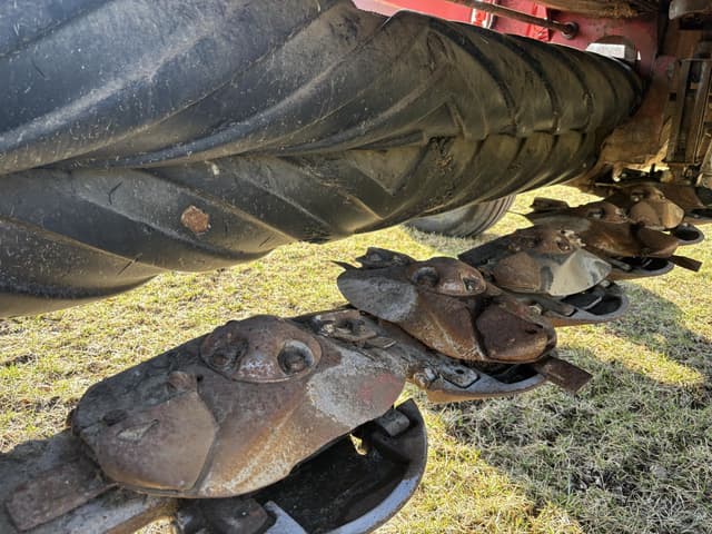 Image of New Holland 1441 equipment image 3