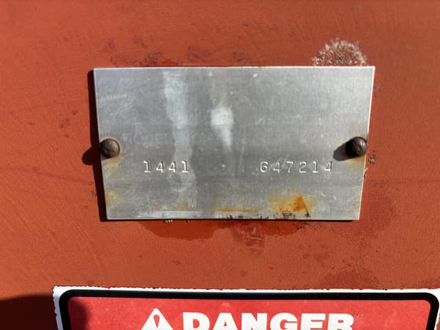 Image of New Holland 1441 equipment image 4