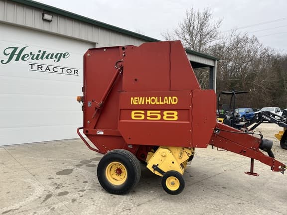 Image of New Holland 658 equipment image 1