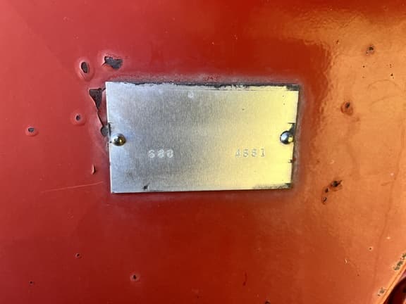 Image of New Holland 688 equipment image 1