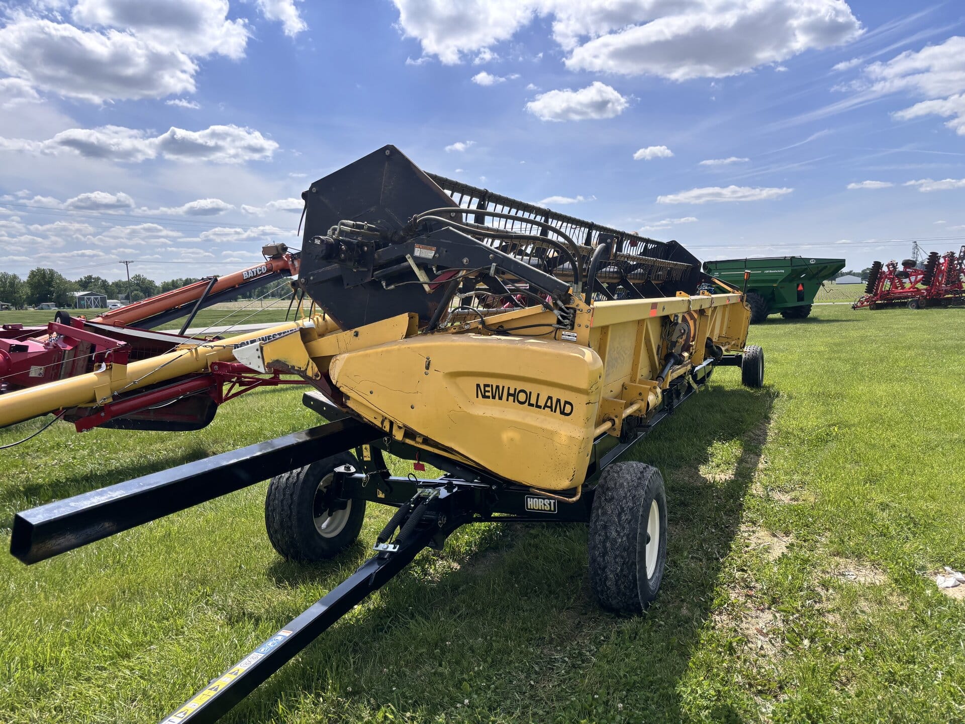 2001 New Holland 73C Equipment Image0