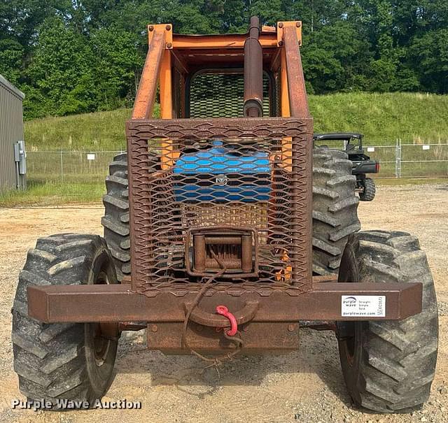 Image of New Holland 7610 equipment image 1