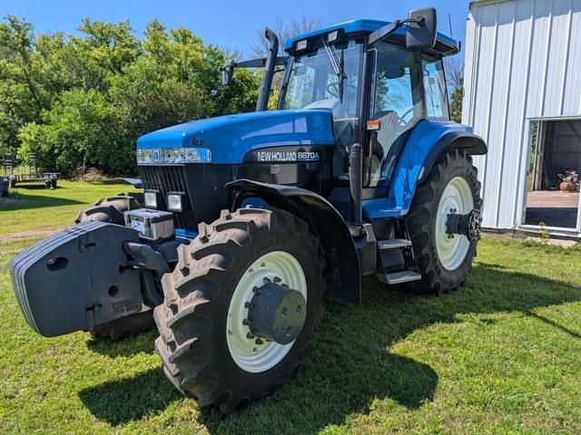 Image of New Holland 8670 equipment image 2