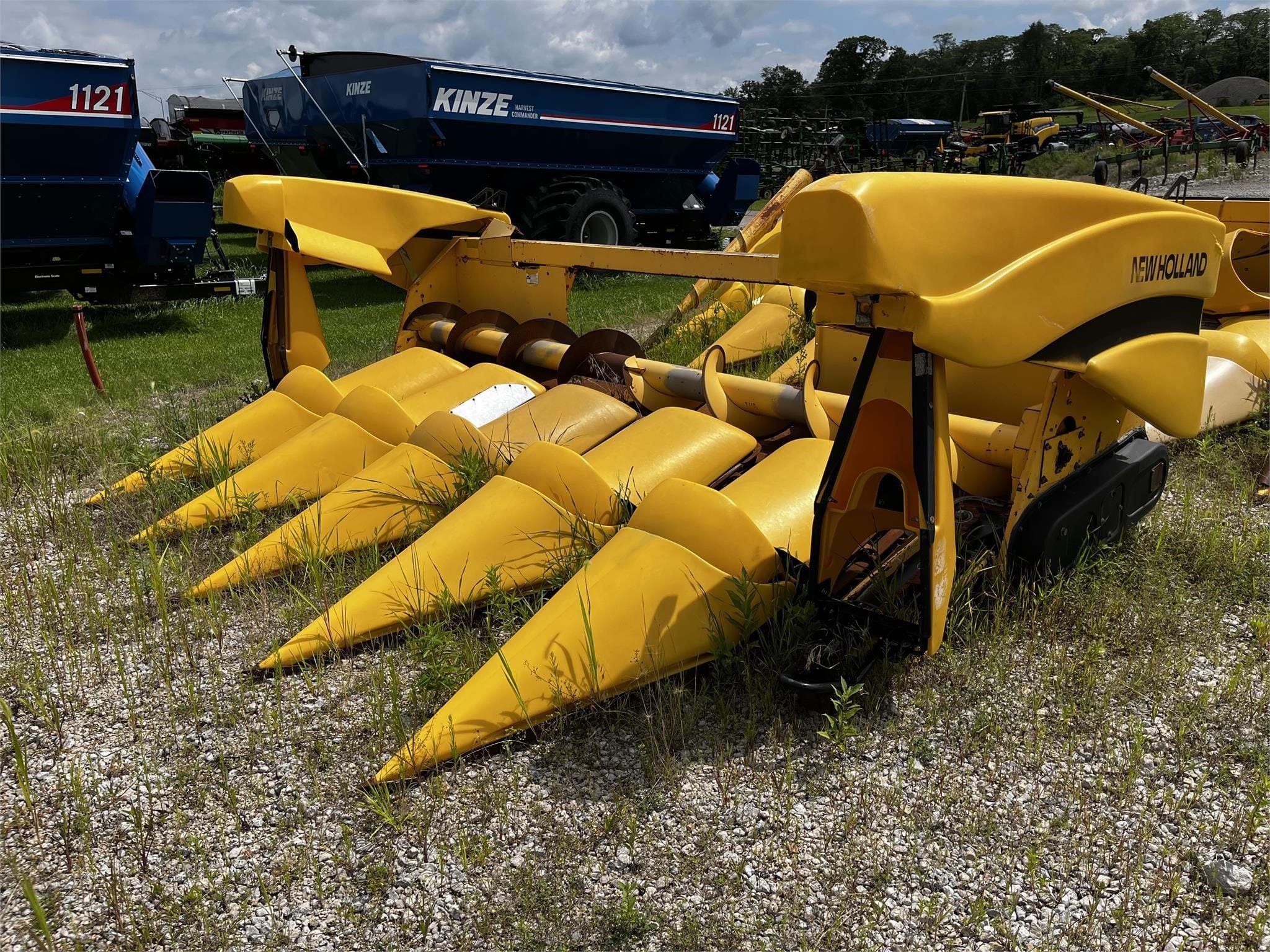 2001 New Holland 96C Equipment Image0