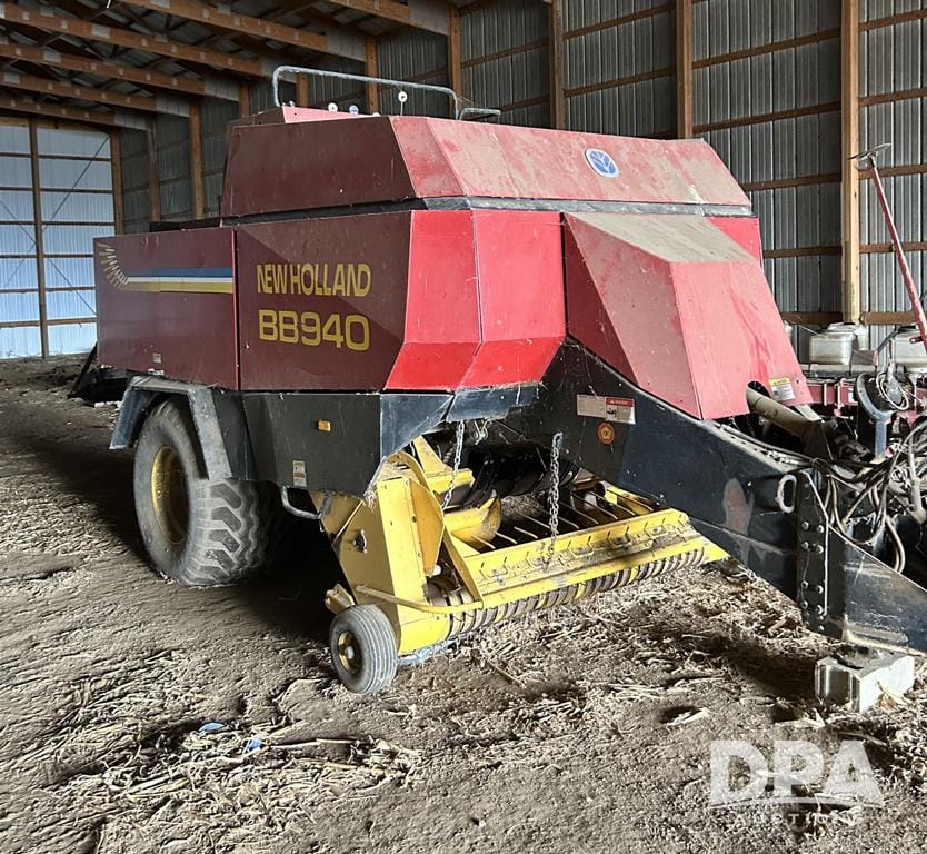 Main image New Holland BB940