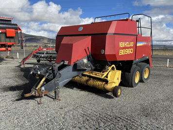 Main image New Holland BB960