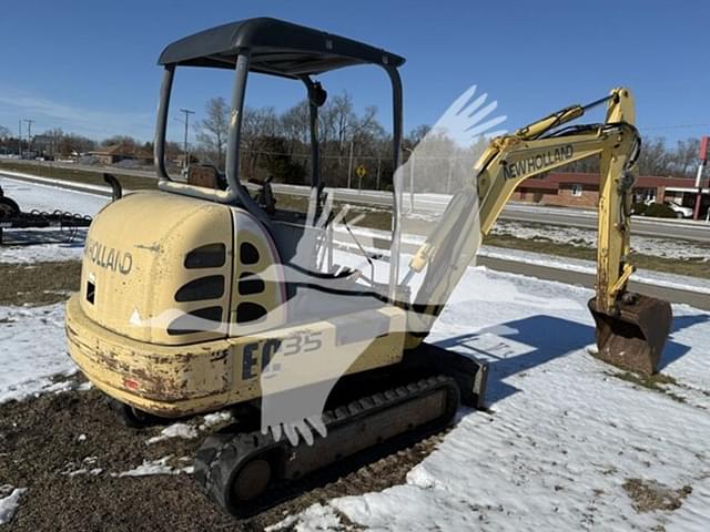 Image of New Holland EC35 equipment image 4