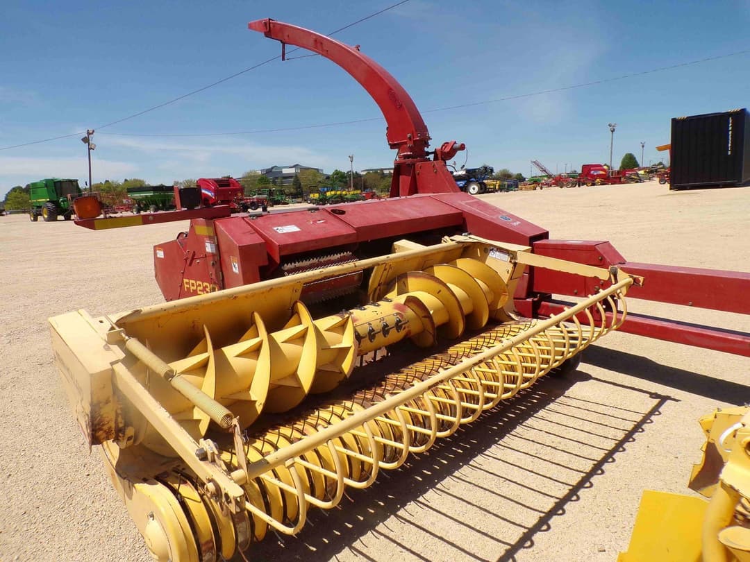 Image of New Holland FP230 Primary image