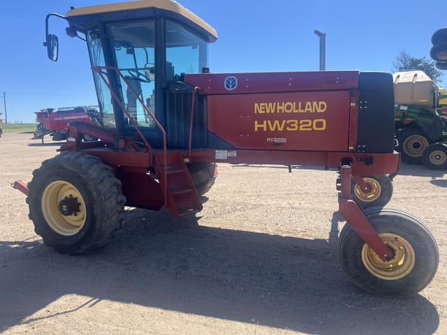 Image of New Holland HW320 equipment image 3