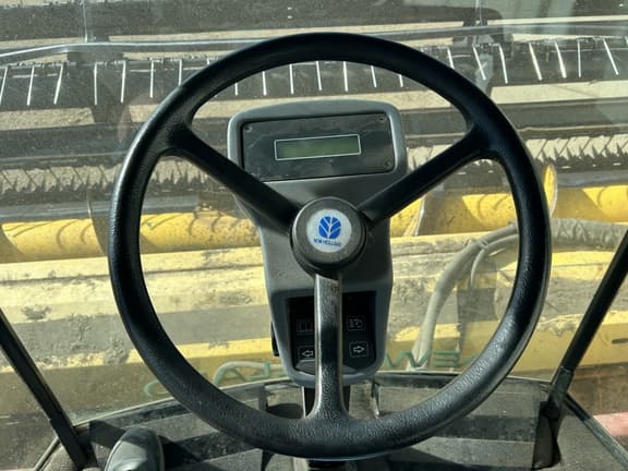 Image of New Holland HW320 equipment image 2