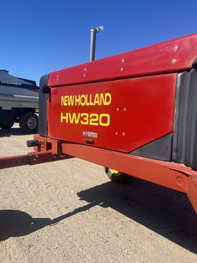 Image of New Holland HW320 equipment image 3