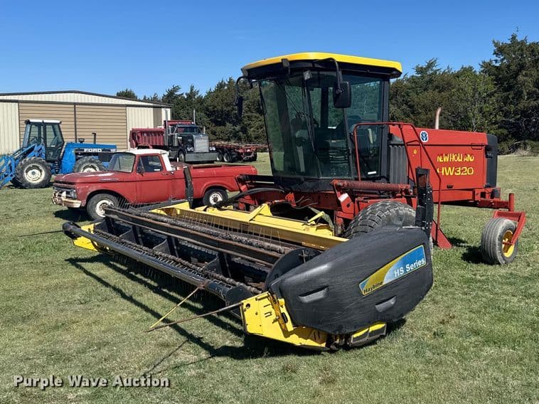 2001 New Holland HW320 Lot No. FB7388 Hay and Forage For Sale with