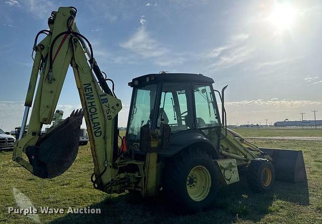 Image of New Holland LB75B equipment image 4