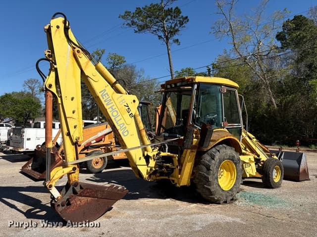 Image of New Holland LB75B equipment image 4