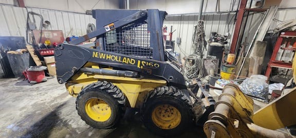 2001 New Holland LS160 Equipment Image0