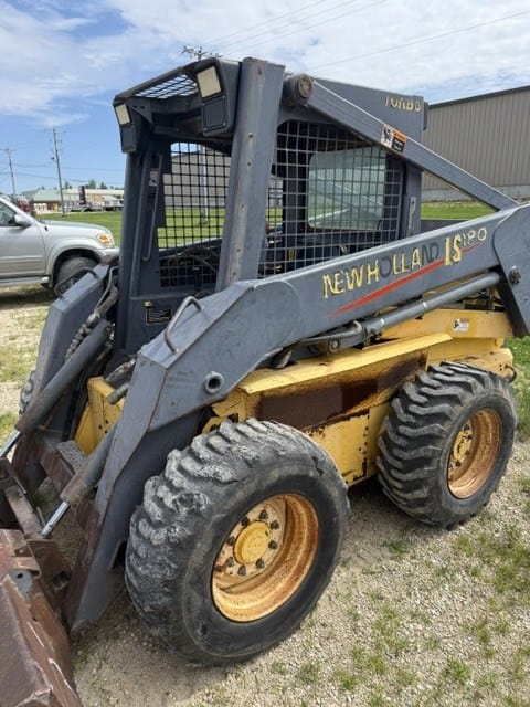 2001 New Holland LS180 Equipment Image0