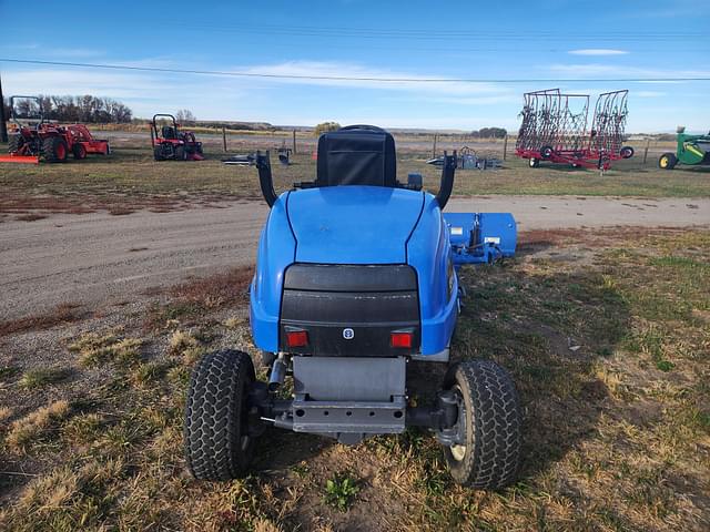 Image of New Holland MC35 equipment image 3