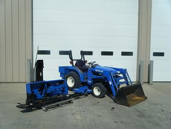 2001 New Holland TC18 Equipment Image0