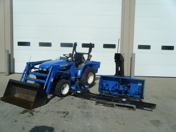 Image of New Holland TC18 equipment image 2