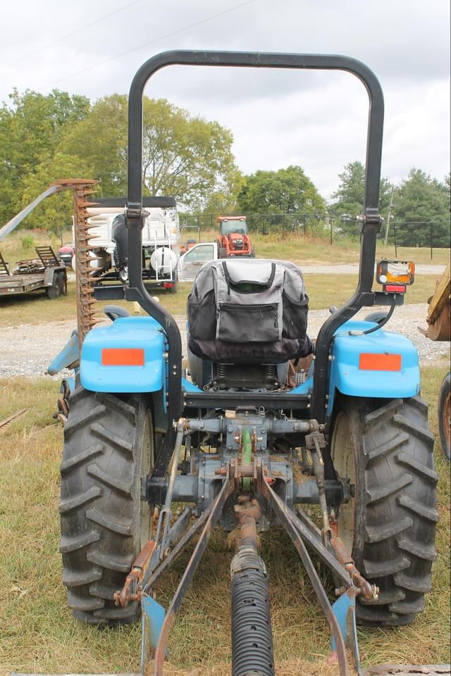 Image of New Holland TC29 equipment image 2