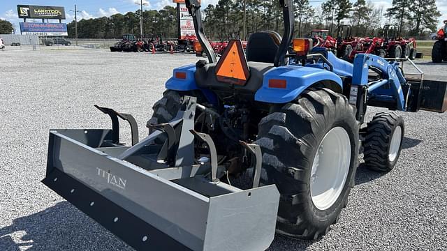 Image of New Holland TC40 equipment image 4